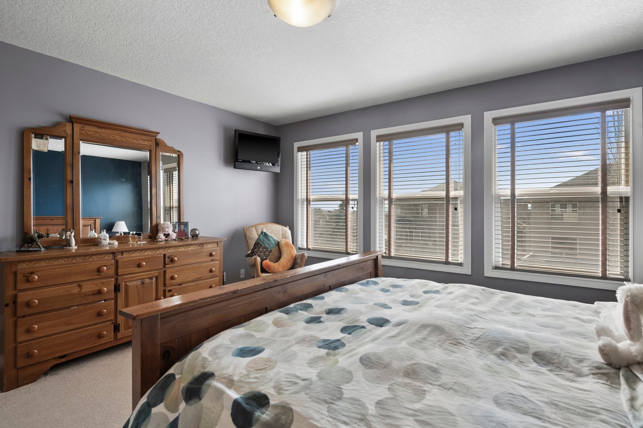 29 Royal Birch Hill NW