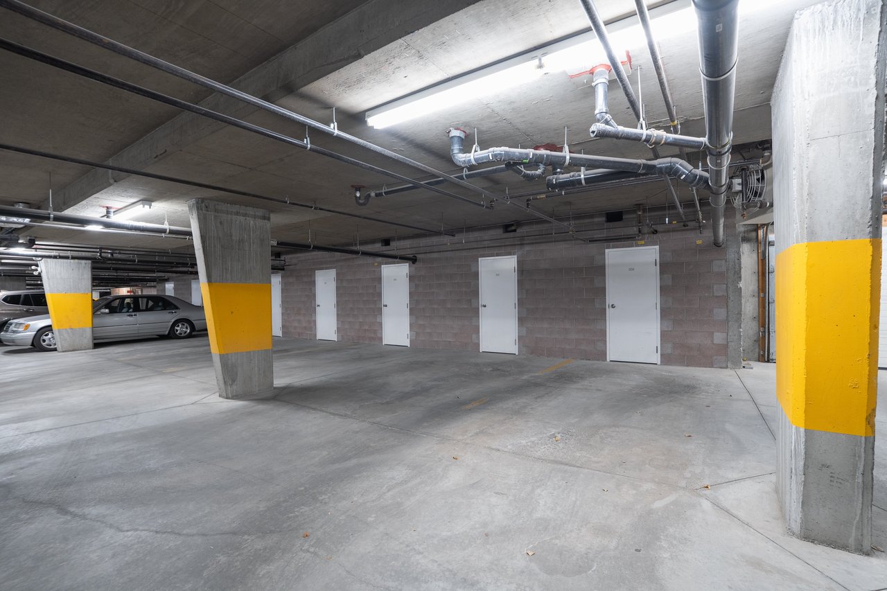 204 - 175 Crossbow Place 