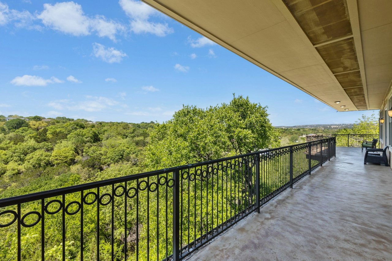 Pre-MLS Open House This Saturday 2-5PM!