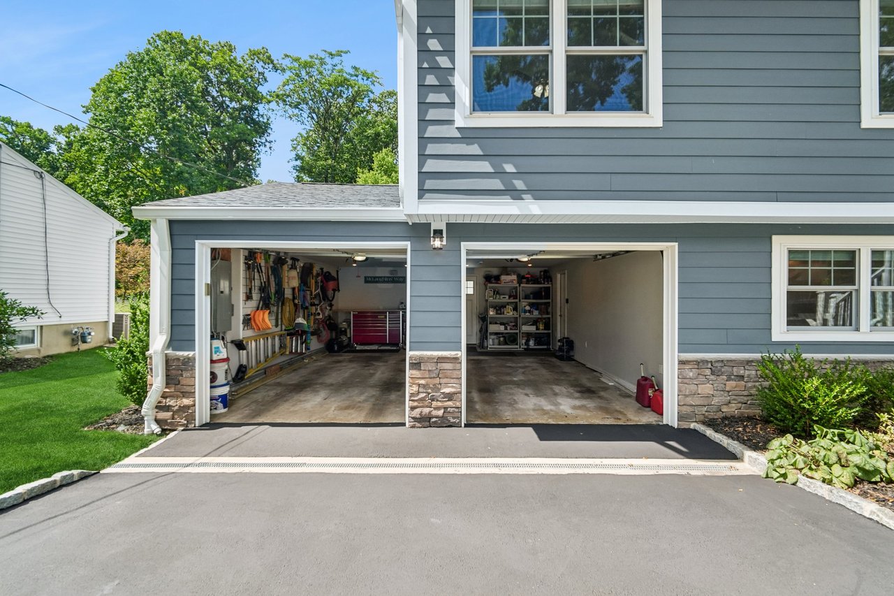 25 Ascot Way, Summit, NJ 07901