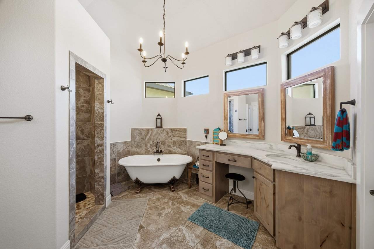 Trinity Groves | A Neighborhood in Motion 