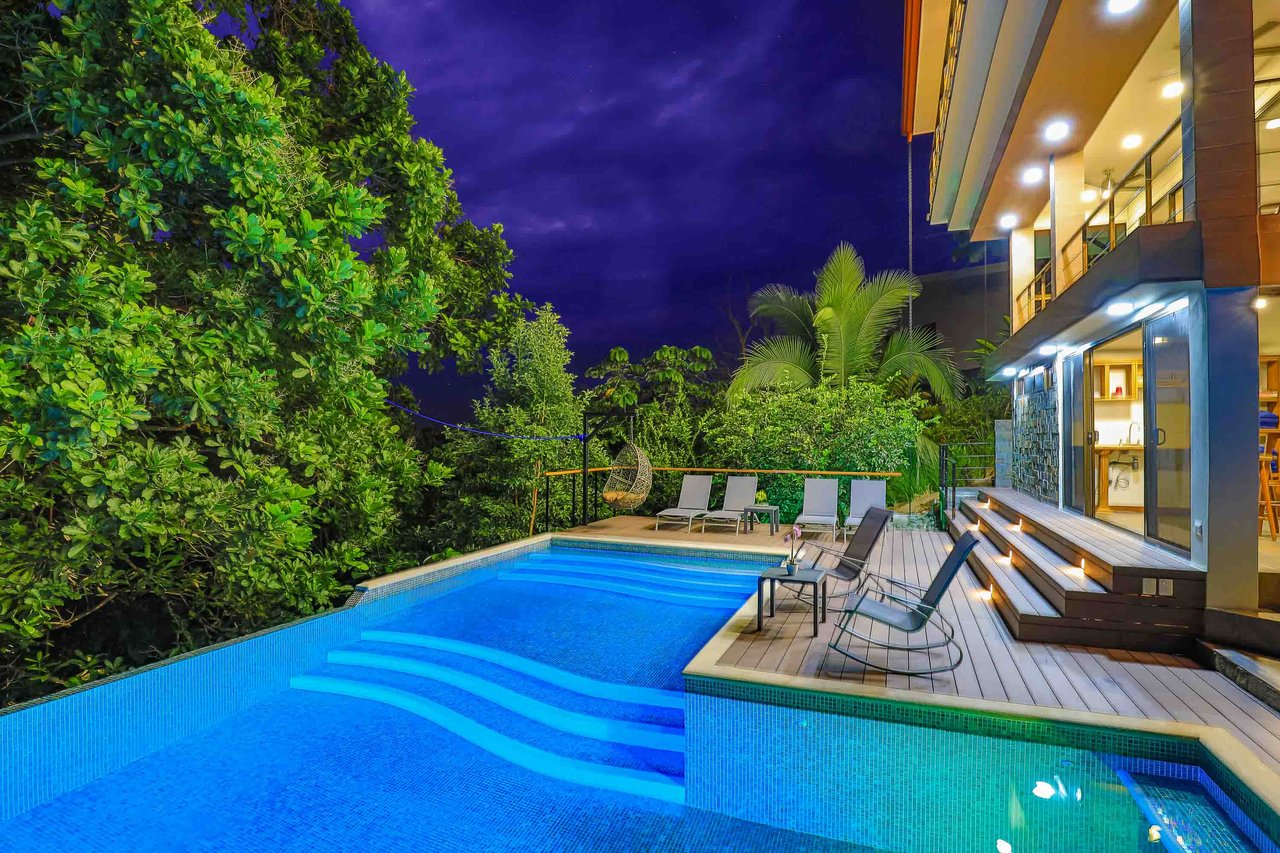 Fully Furnished 10 minutes to the beach Vista Verde Turn Key Vacation Rental