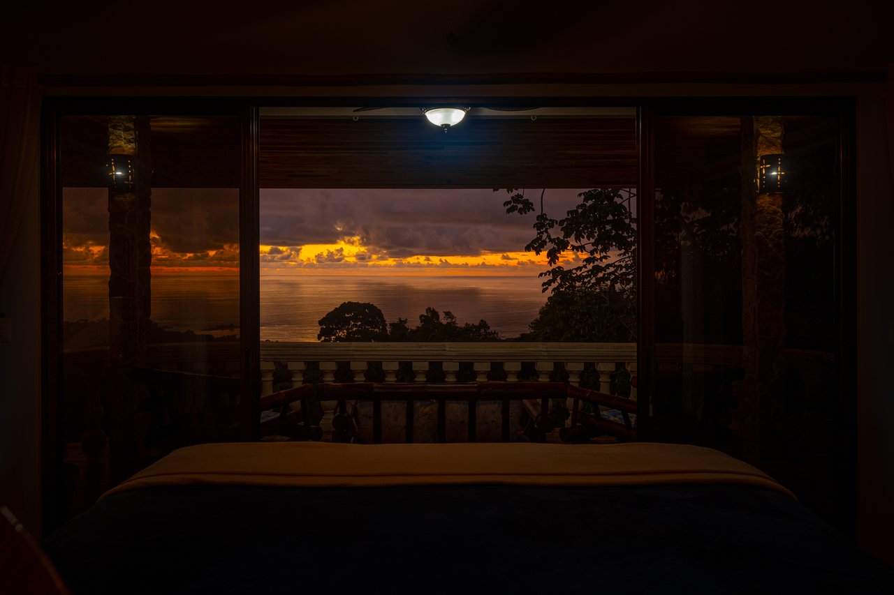 Castillo Puesta del Sol, Escalares - 