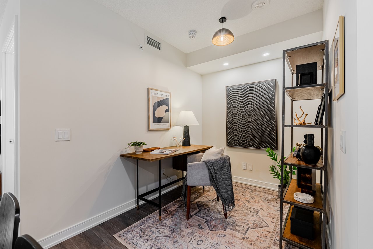 1112-30 Samuel Wood Way