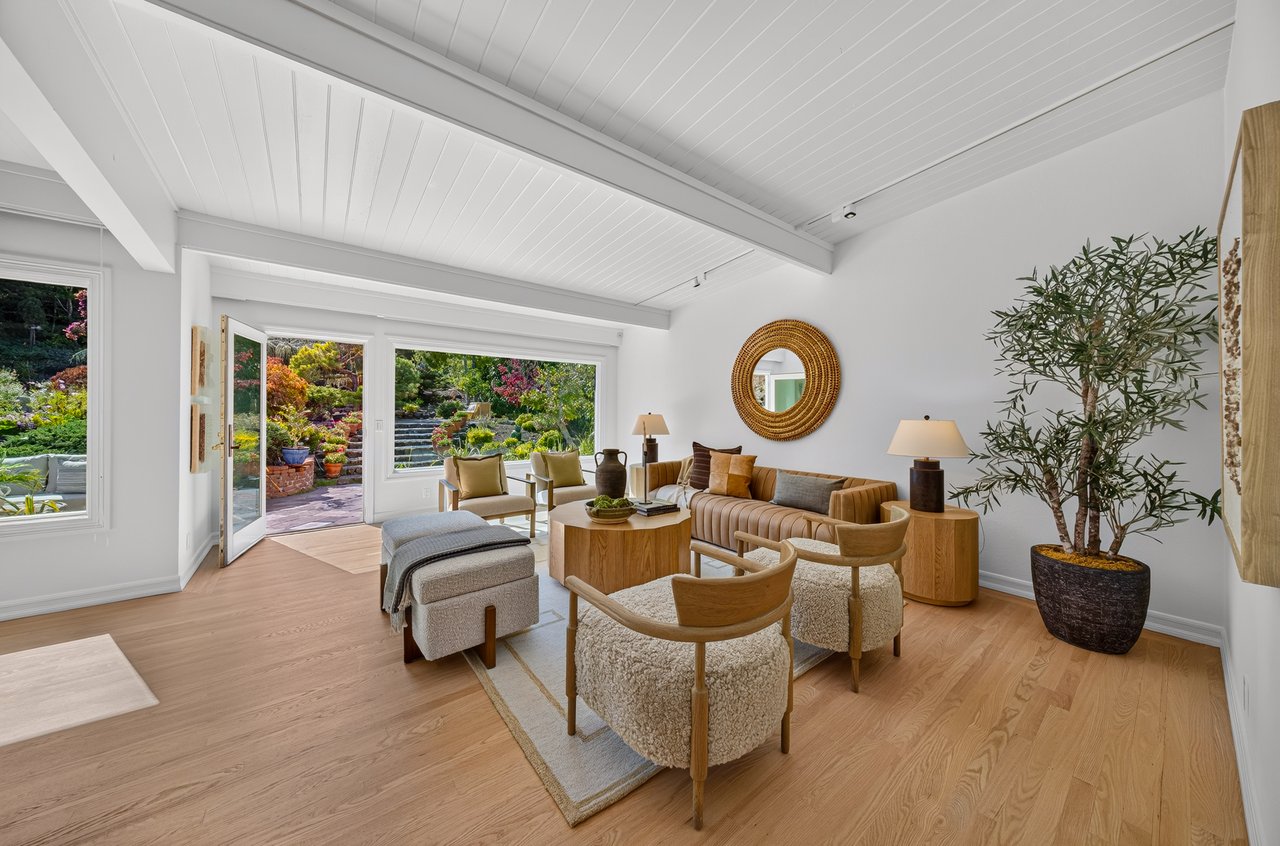 Belvedere Gem on an Incredible Lot