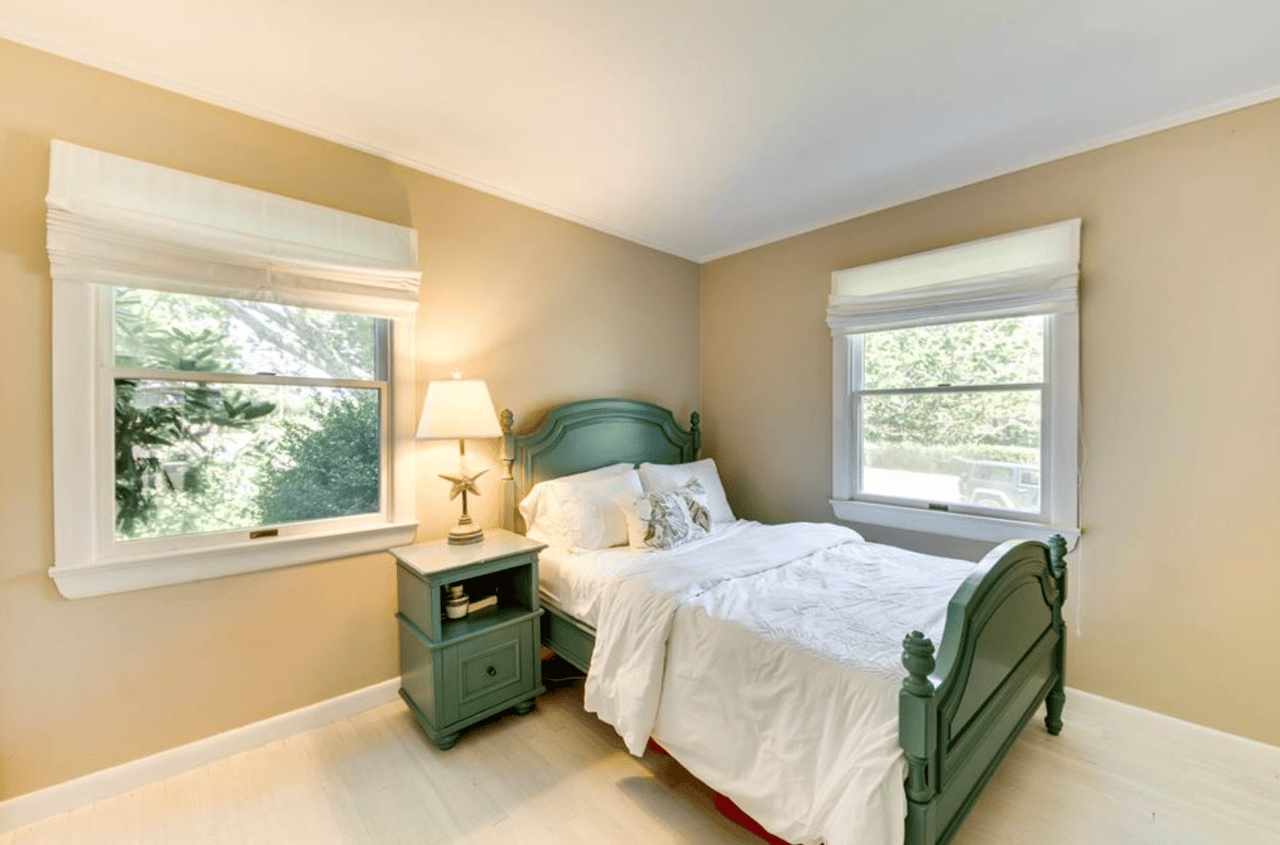 4 Hampton Harbor Road, Hampton Bays