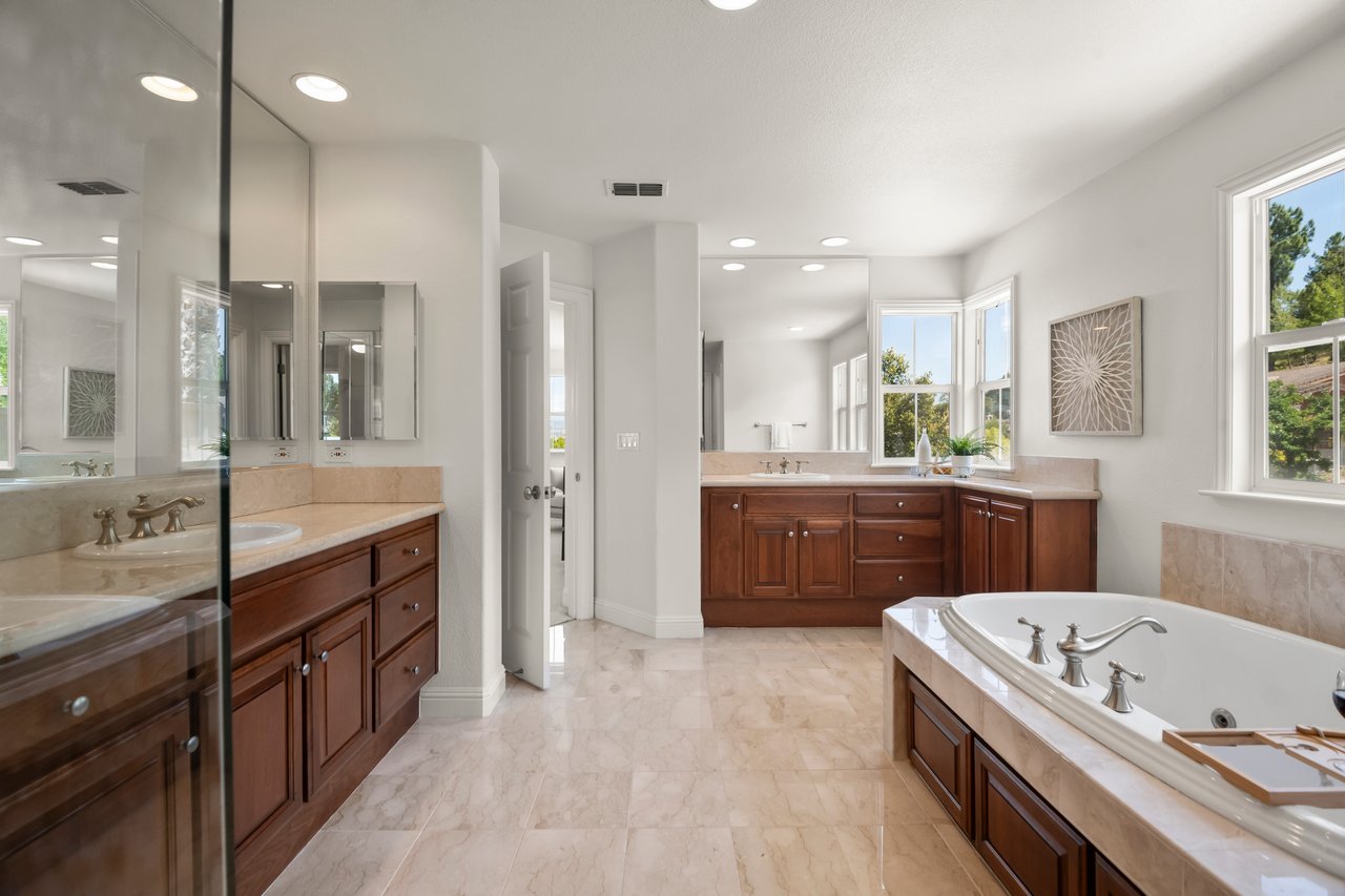 Broker Tour at 116 Regent Dr in Los Gatos Featuring Sipbie Caffè