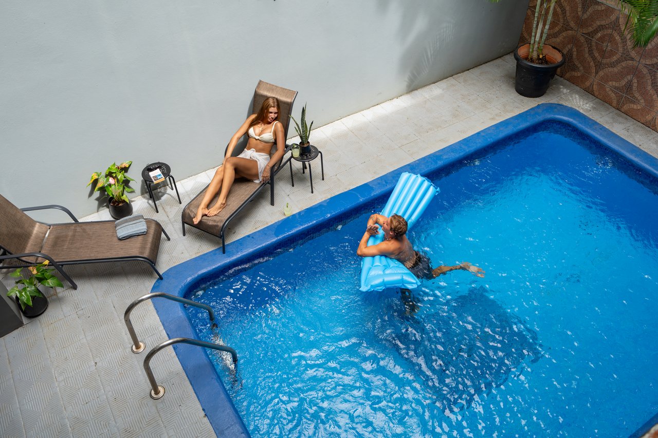 Laughing Gecko Suites | Beach Suites / Boutique Hotel For Sale