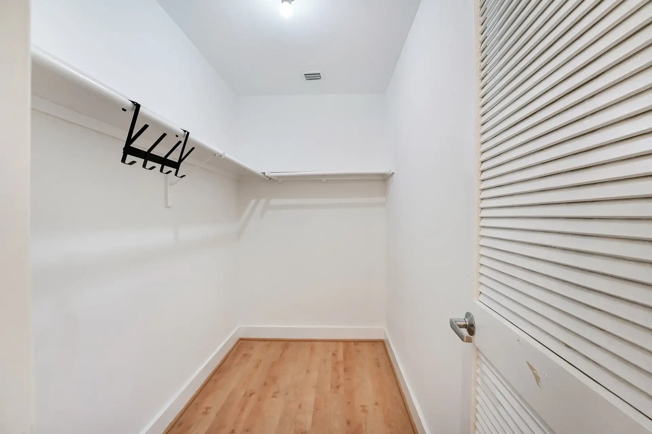 3605 SW 37 Avenue # 21