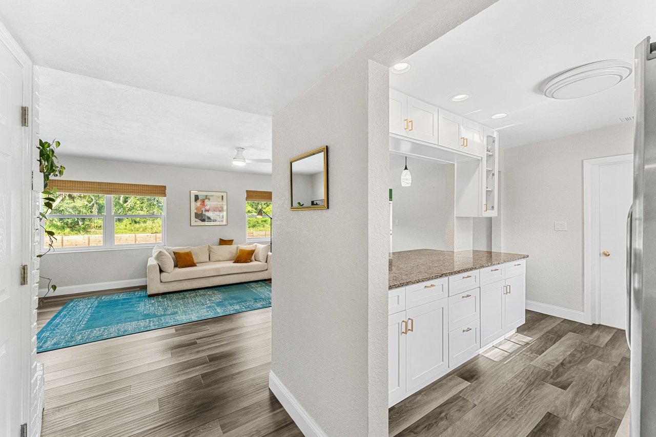 328 Magnolia Avenue