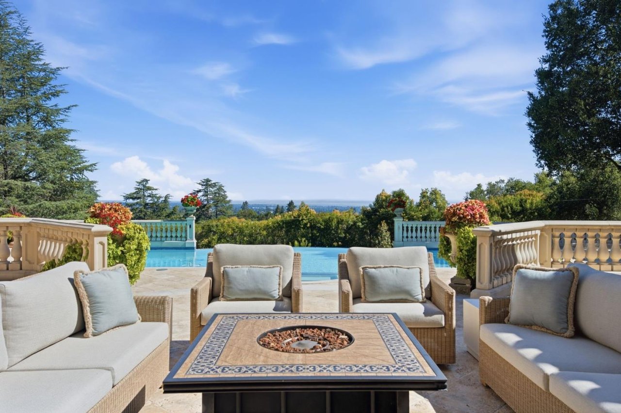 10285 Magdalena Rd