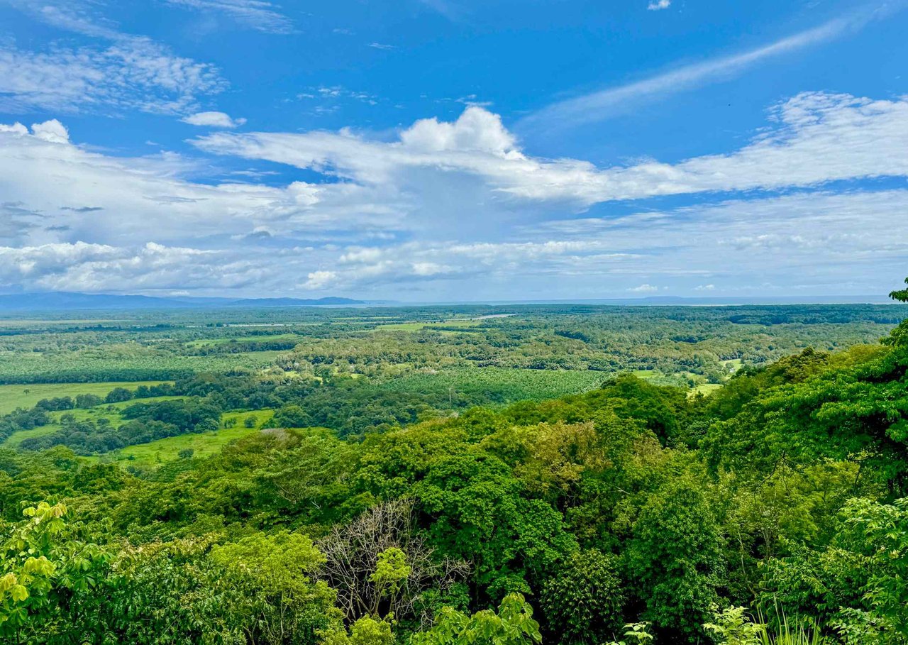 Brand New Modern Luxury 4-Bedroom Home with Pool and Incredible Panoramic Coastal & Ocean Views in Teancum at Tawal near Ojochal Costa Rica