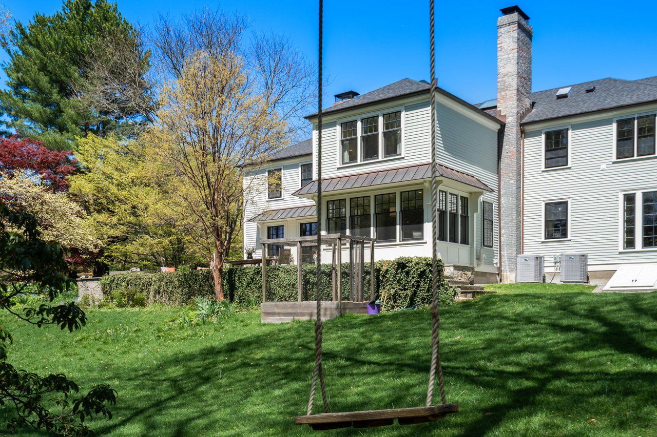 Renovated Georgian Colonial 
