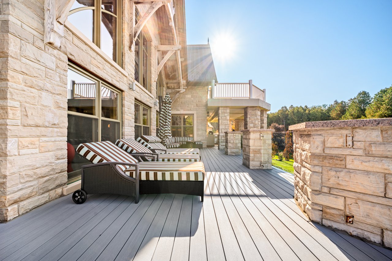 One-Of-A-Kind Residence 