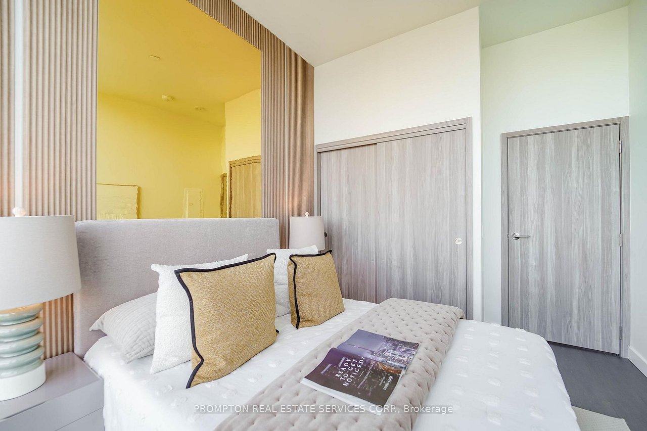 SEASONS CONDOS PENTHOUSE 