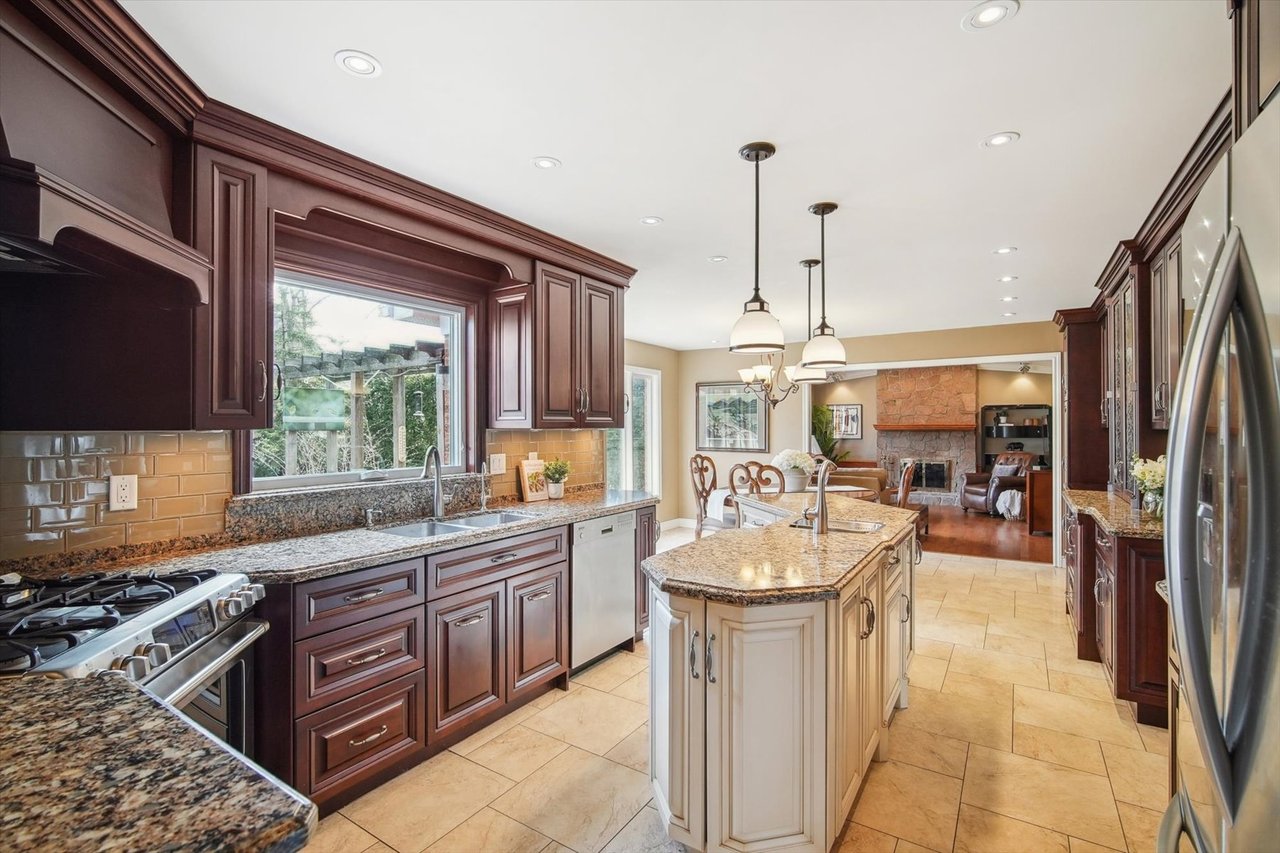 1322 Winterberry Drive