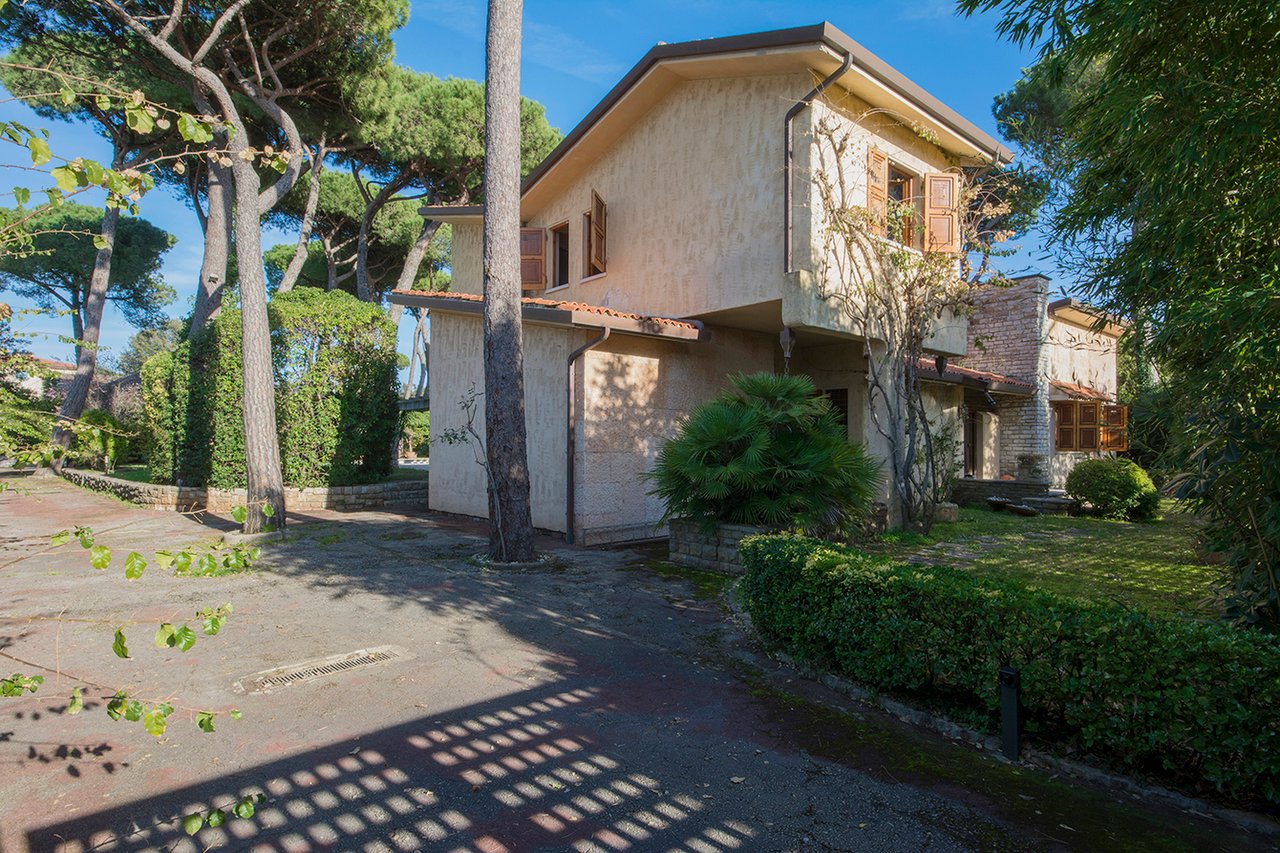 Villa Serena on the Tuscan Coast of Versilia