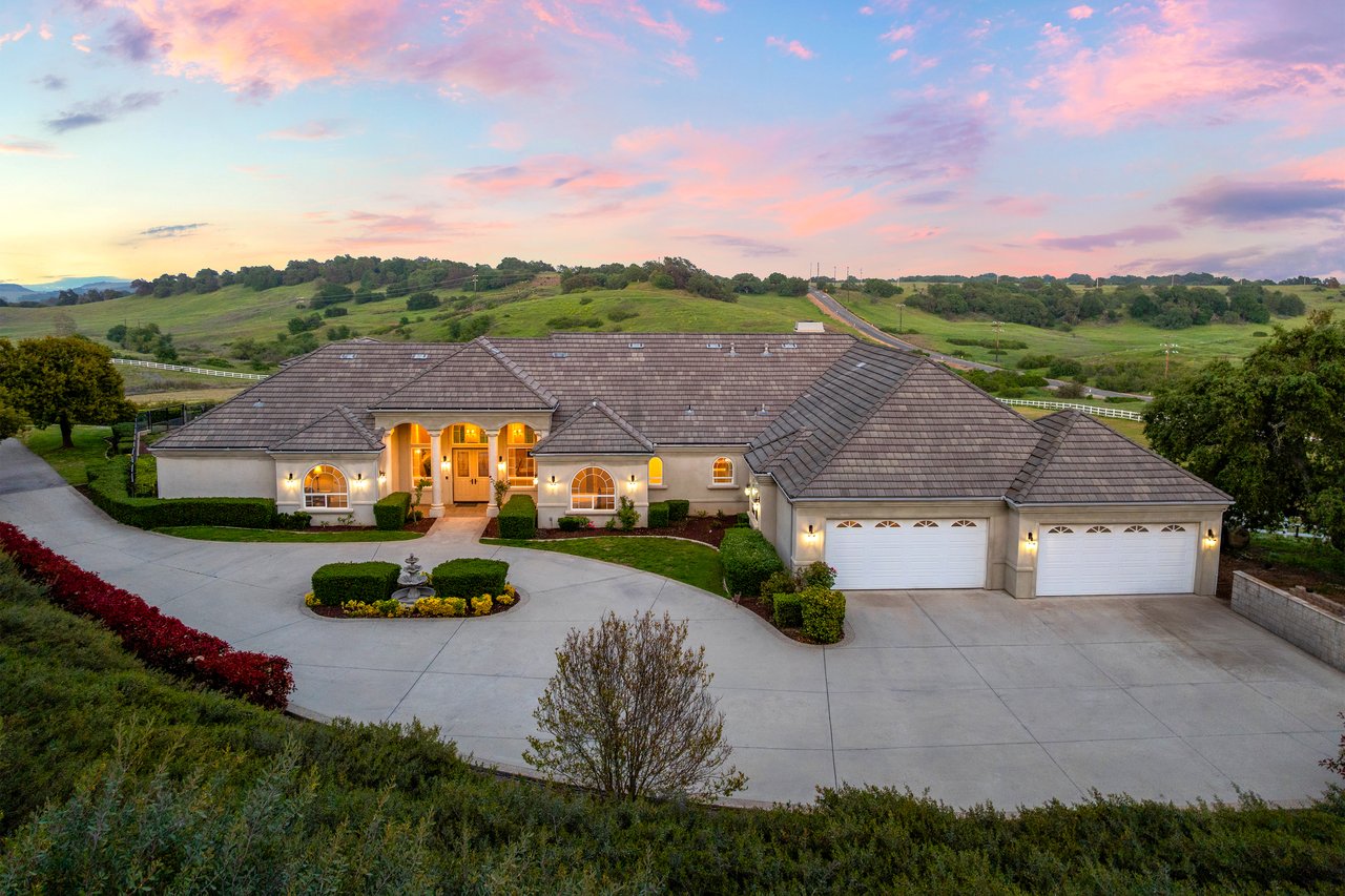 41653 Oak Trail Court