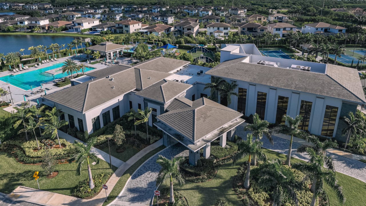 Exploring Cascata: Resort-Style Living in South Florida