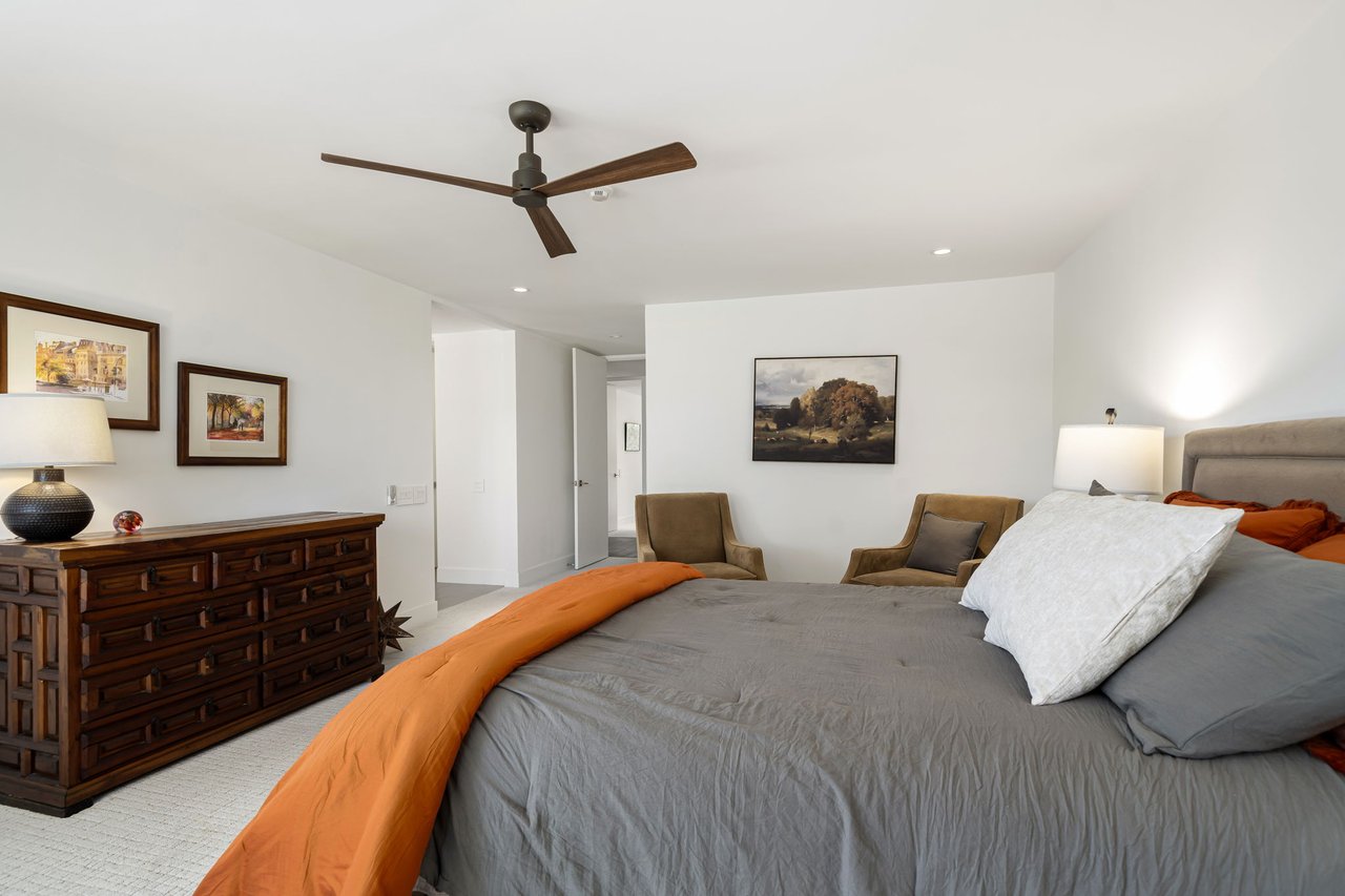 6 Amherst Court