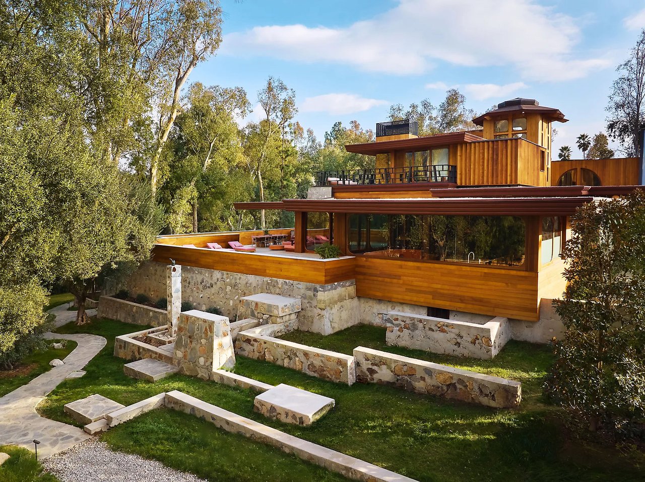 126 Summit Rd, La Verne