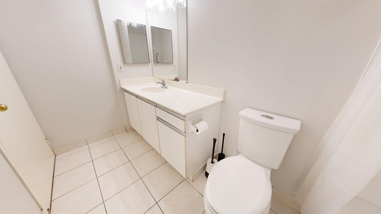 81 Townsgate Drive 211