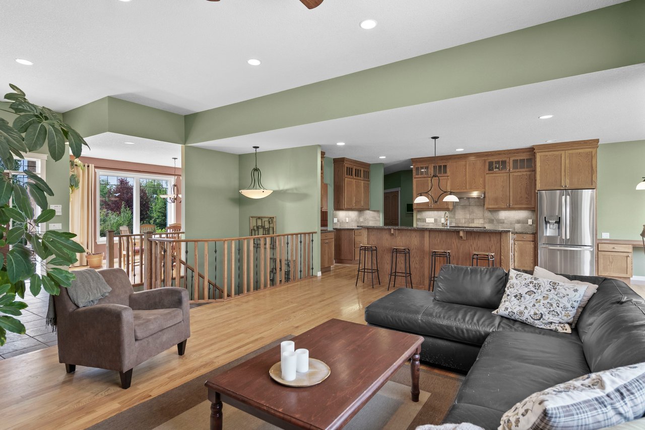 107 North Valley Bay
