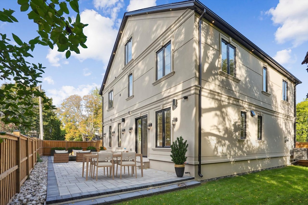 452 Rothesay Place
