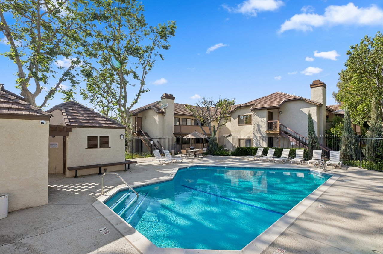 620 N Brea Boulevard 56