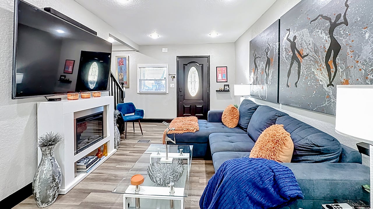 Updated Sanford Bungalow