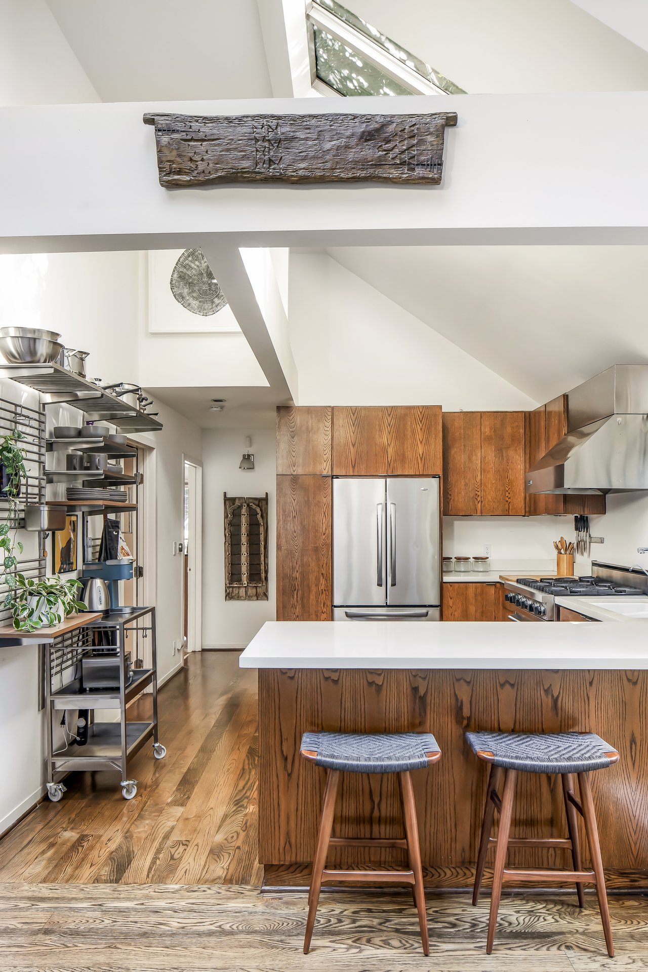 8237 Kirkwood Dr, Sunset Strip