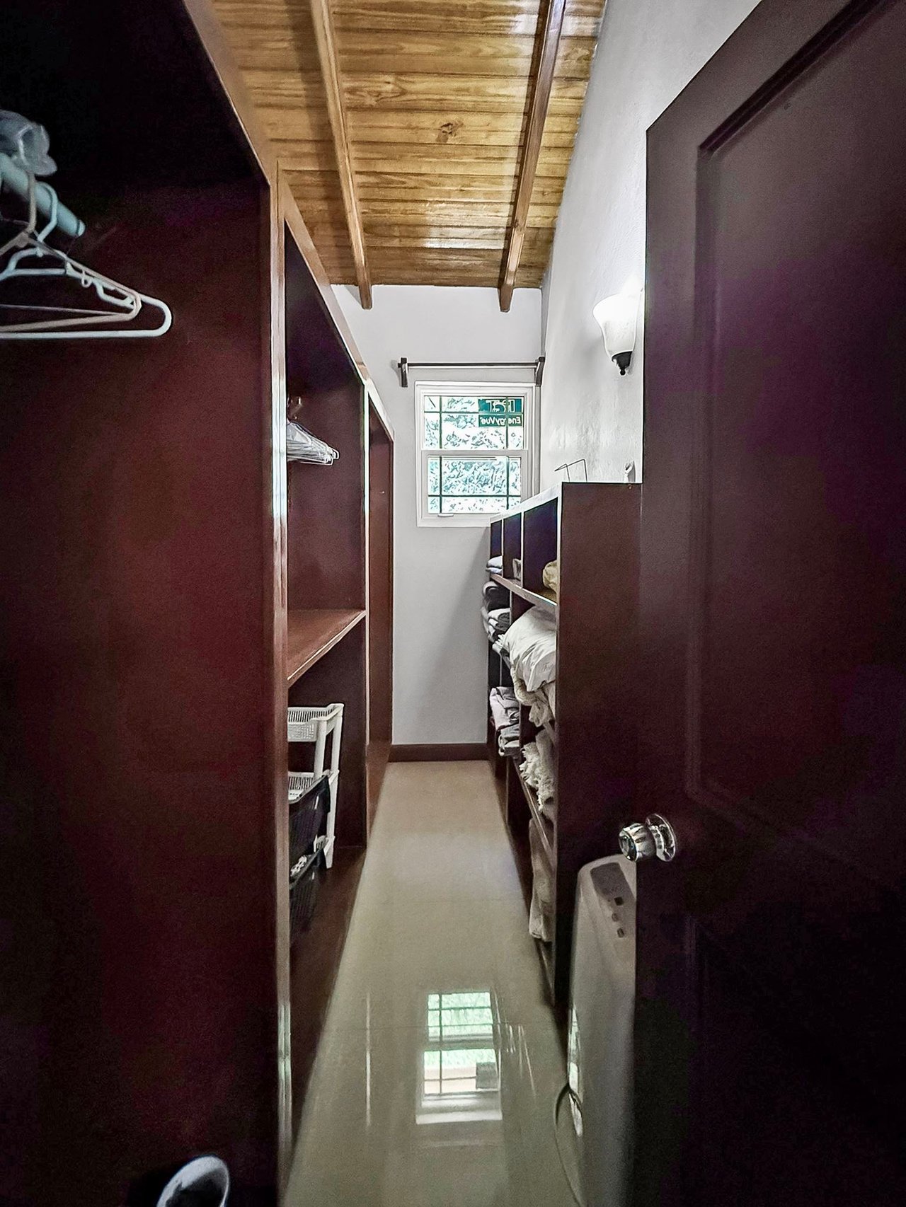 1069 Sea Cows Bay 2 Bedroom Apartment