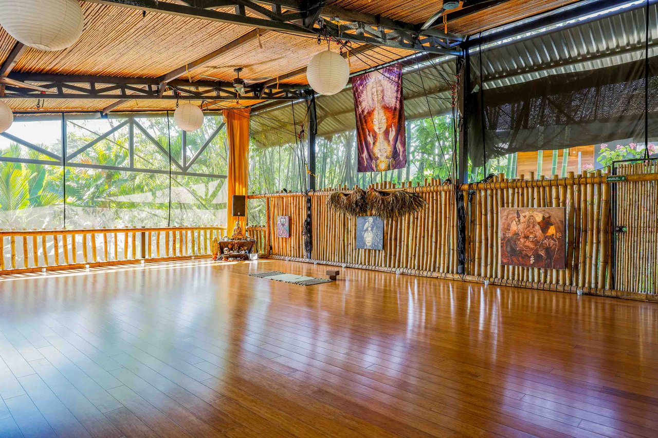 Profitable Business Dominical Yoga Retreat Property with Ocean Views