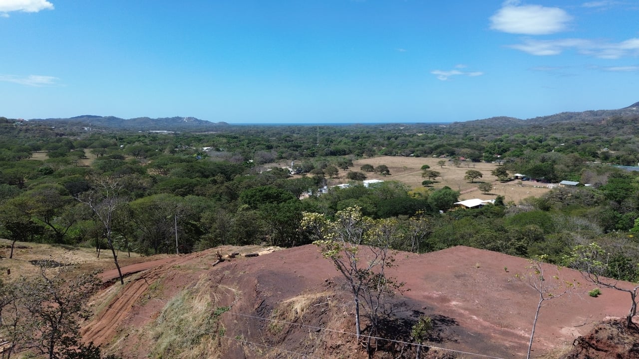 La Flora – An Exclusive Collection of 13 Estate Homesites - Huacas 