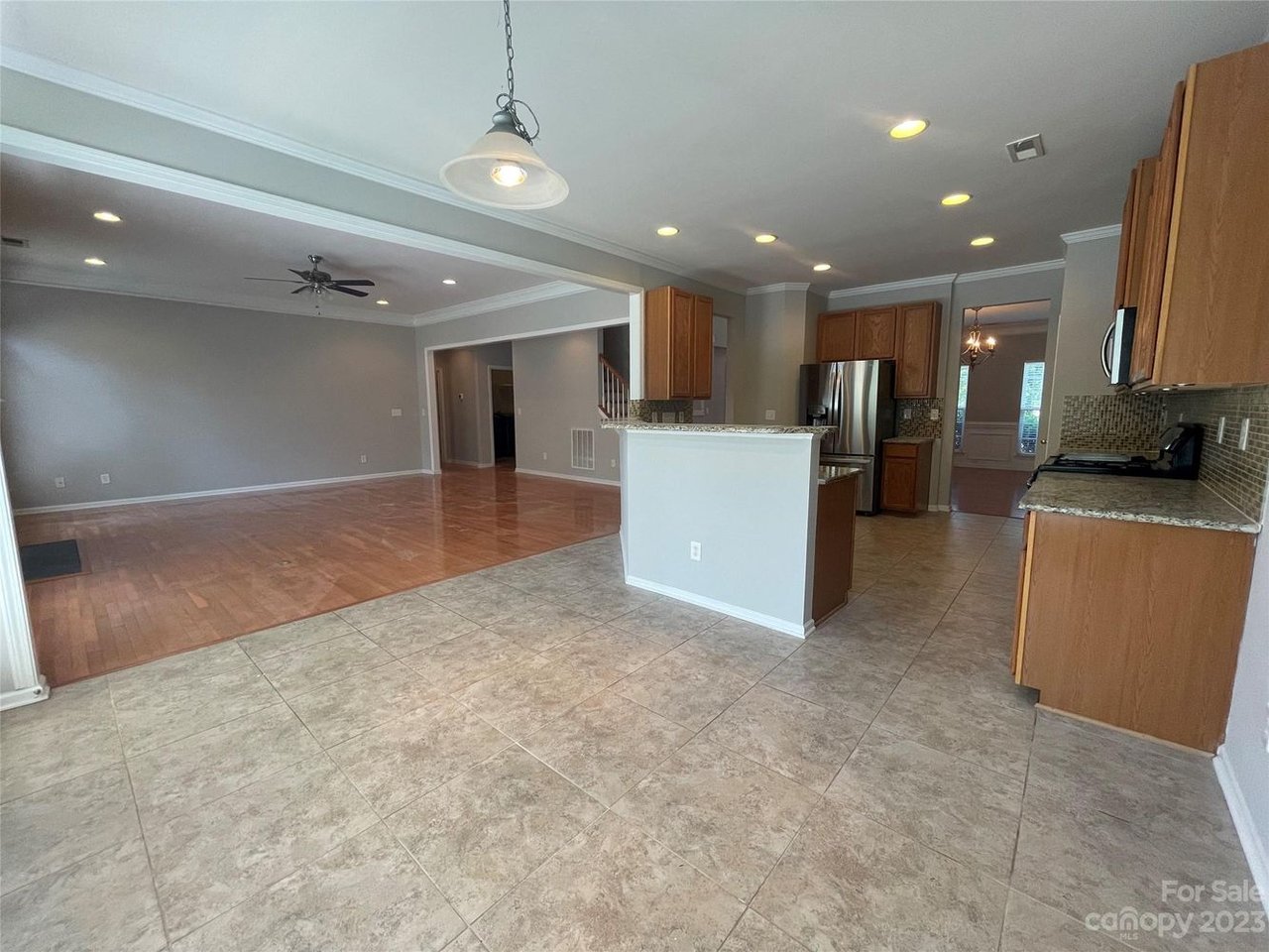 1208 Rockwell View Rd