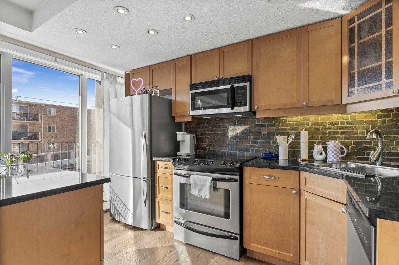 806 9A Street NW Unit: 7