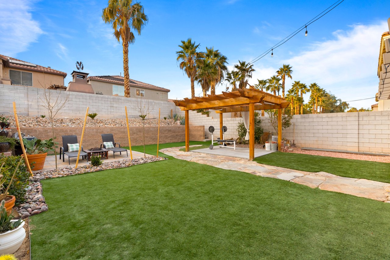 5183 Zoroaster Street