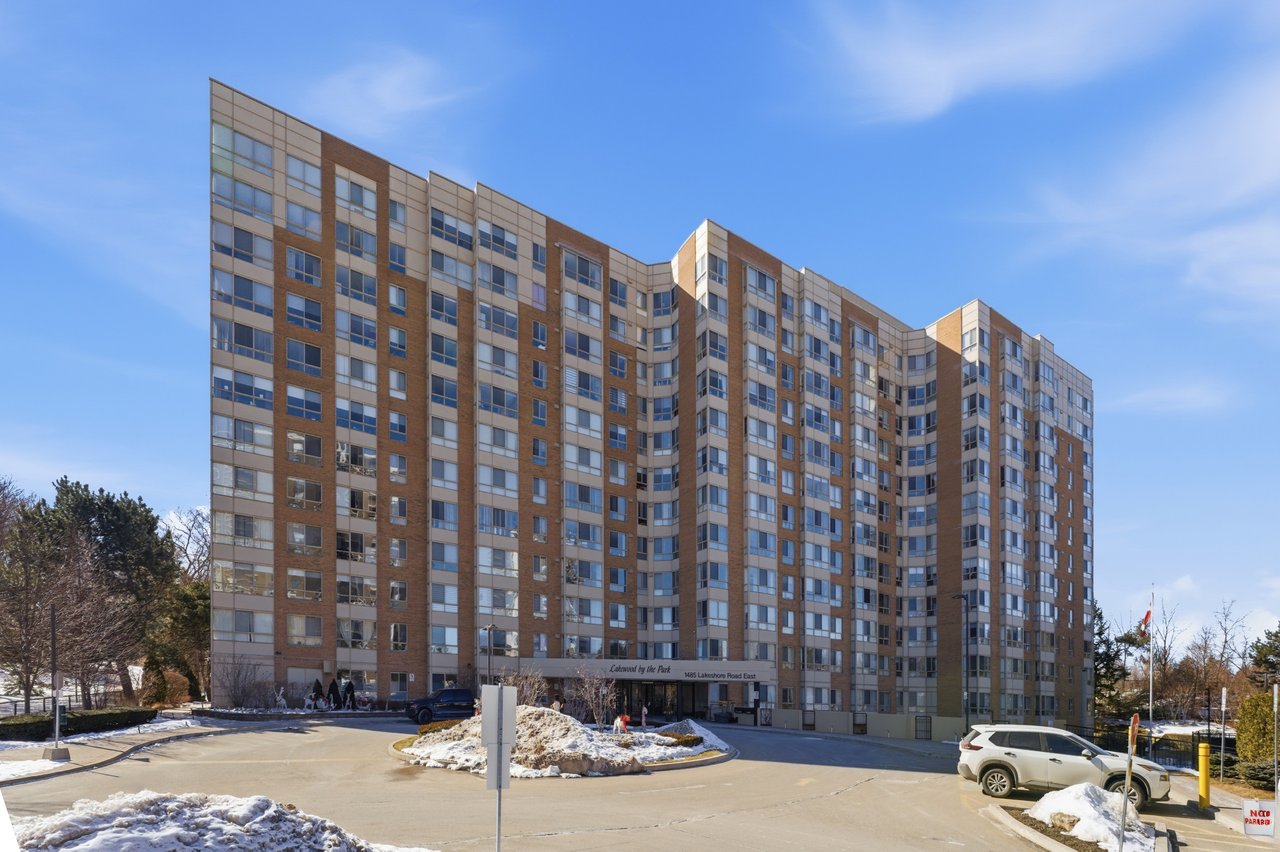 1485 Lakeshore Rd E 511