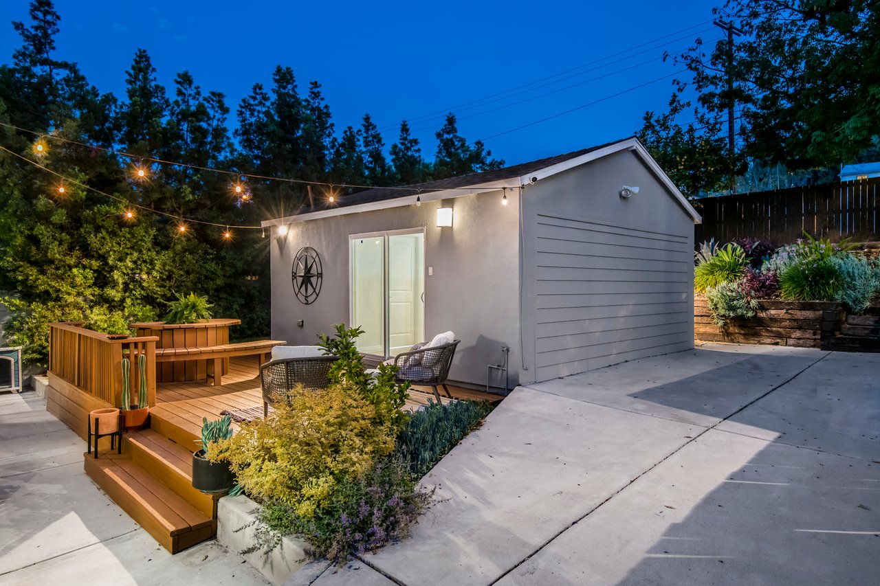 904 Farnam St, Highland Park