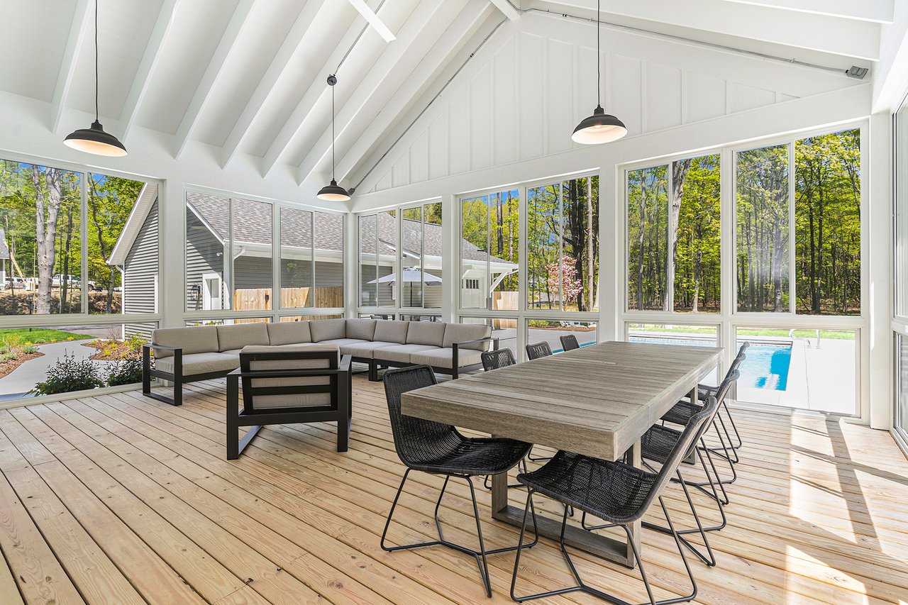 Four-Season Lake Life In South Haven