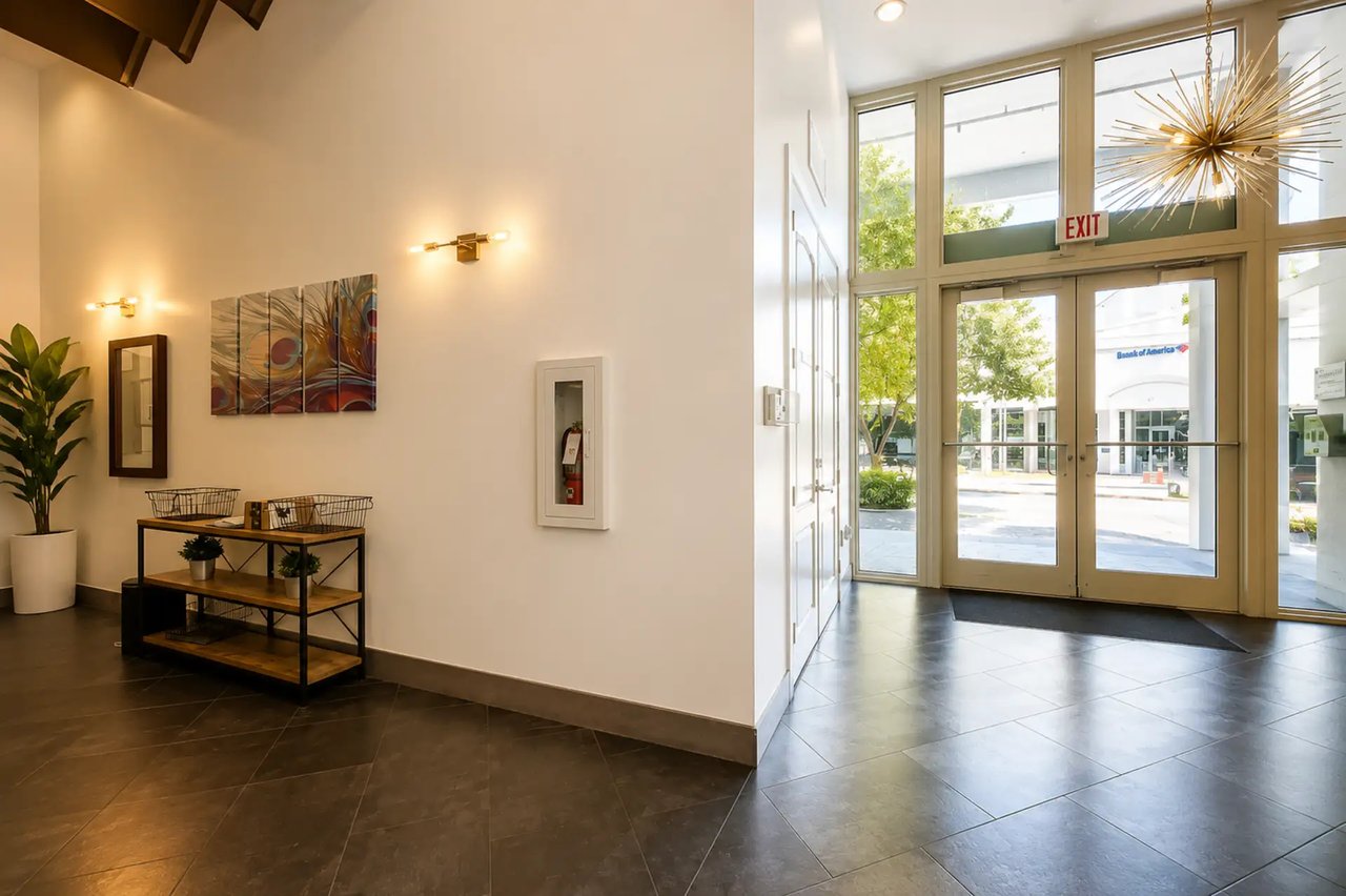 3250 Grand Ave # 307