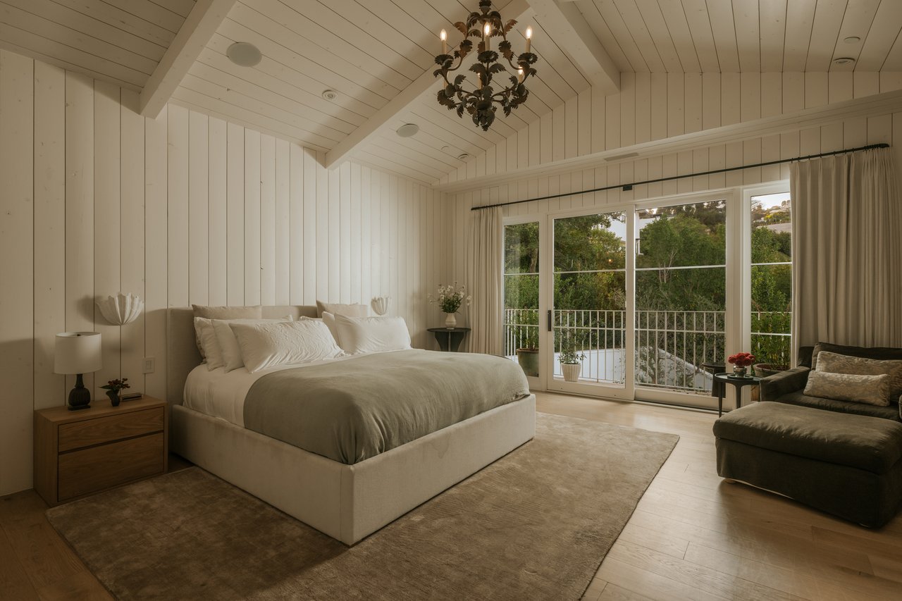 Brentwood Off-Market 