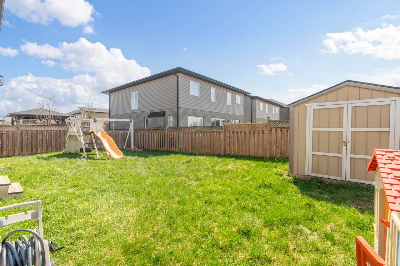 1537 Blackwell Boulevard London Ontario - Presented by The Gunn Real Estate Group  