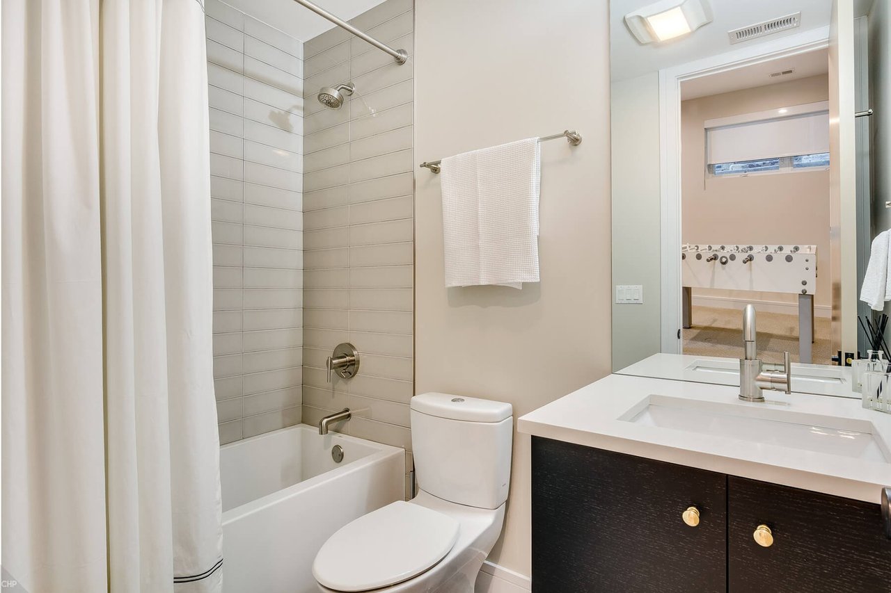 2107 West Race Ave | $1,050,000
