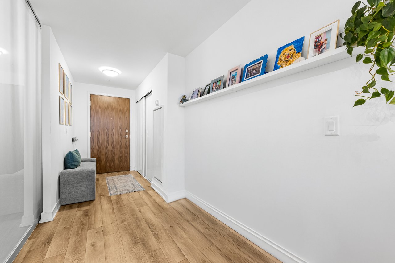 665 Queen Street East Suite 301