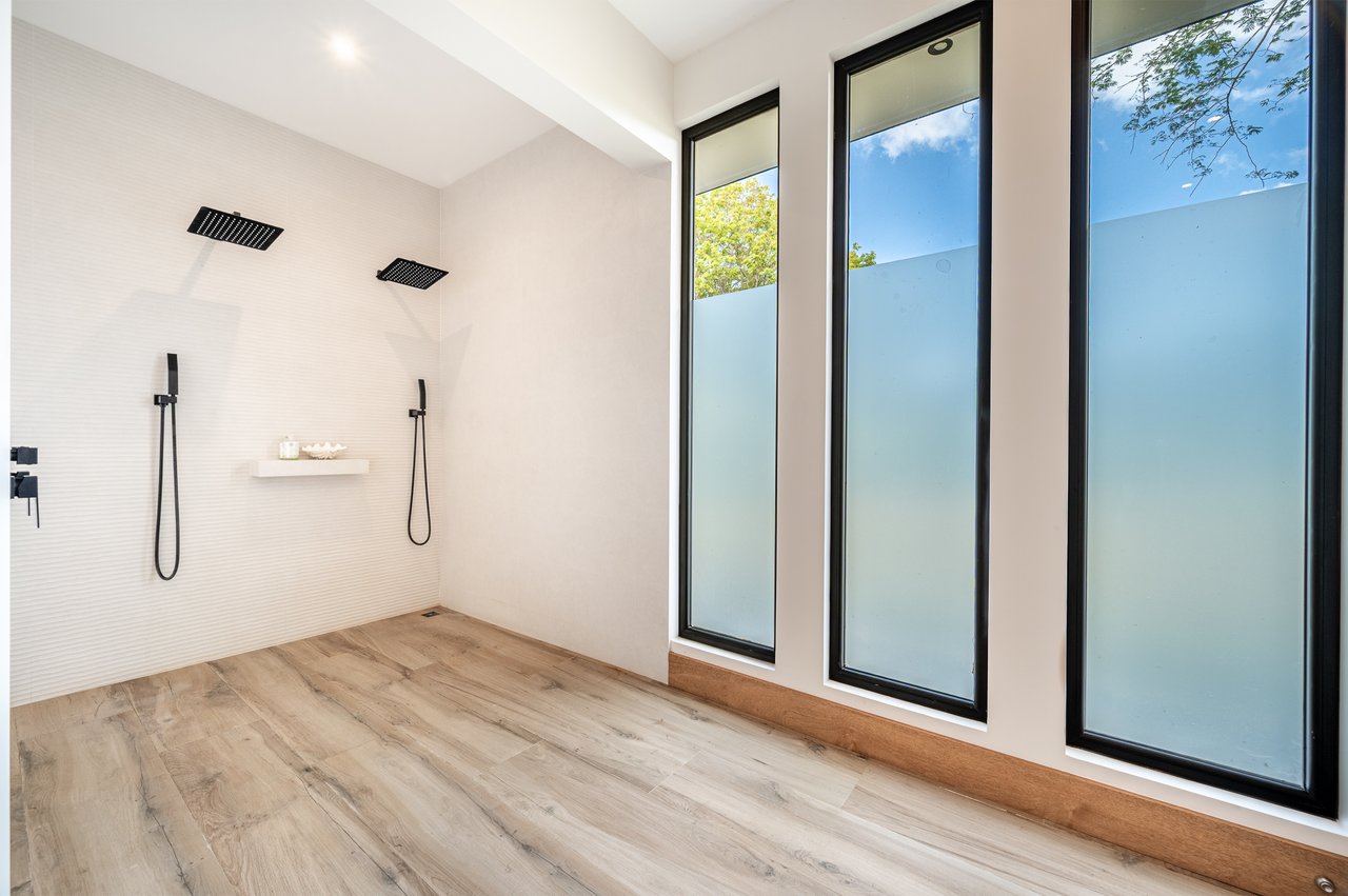 Casa Canto del Agua | Luxury 7-Bedroom Villa with Two Guest Apartments in Hacienda Pinilla’s Reserva de Golf