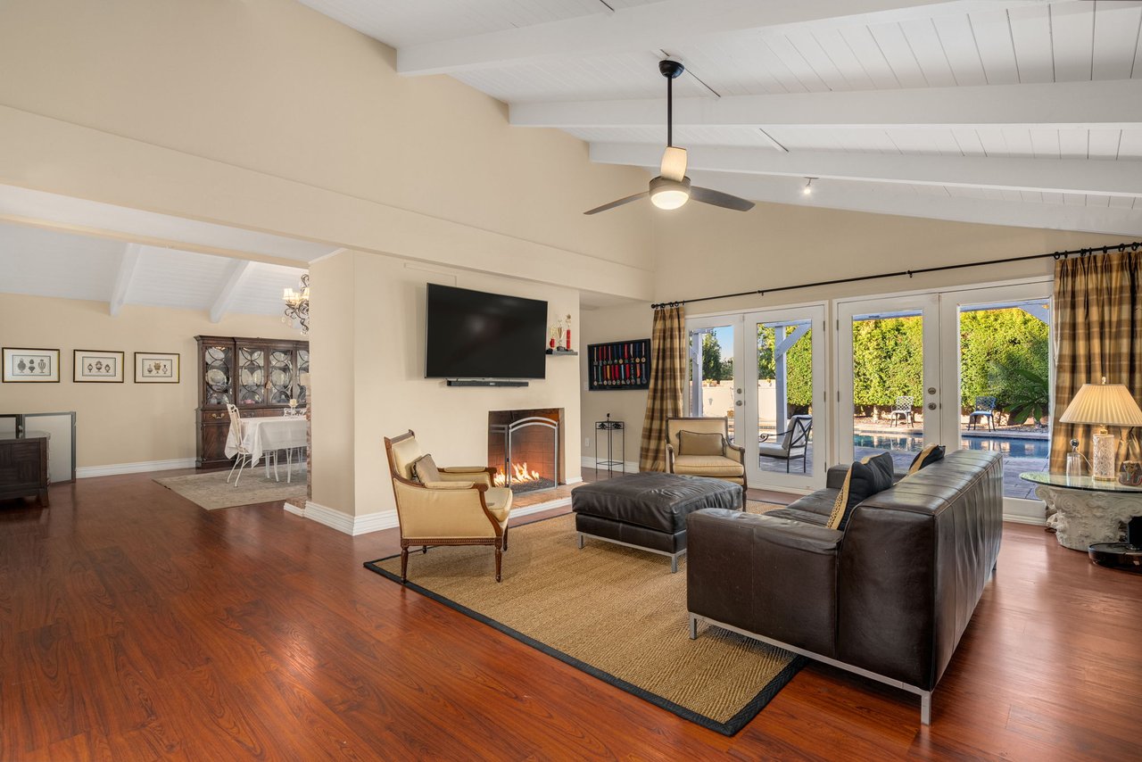 23001 Lita Pl, Woodland Hills, CA 91364