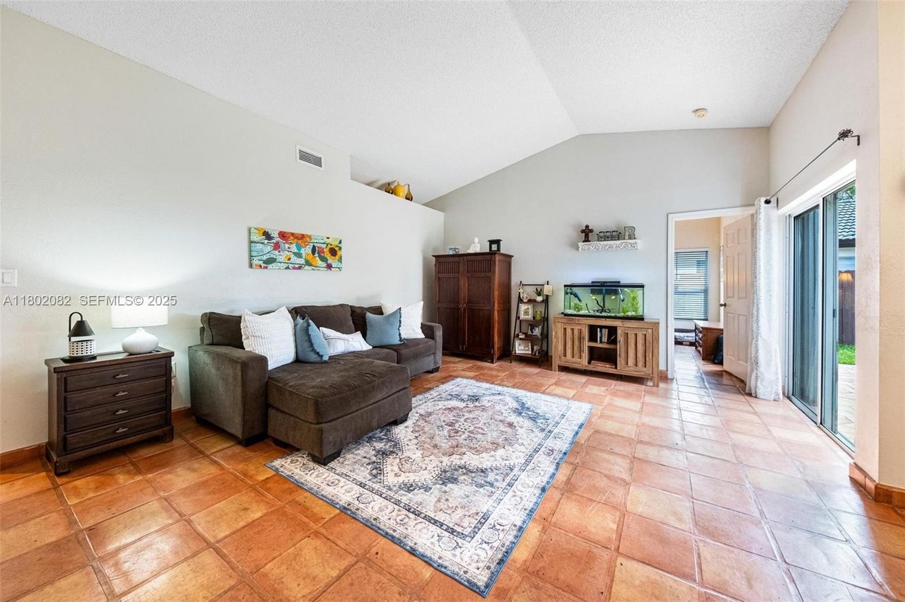 miami-florida-home-sold