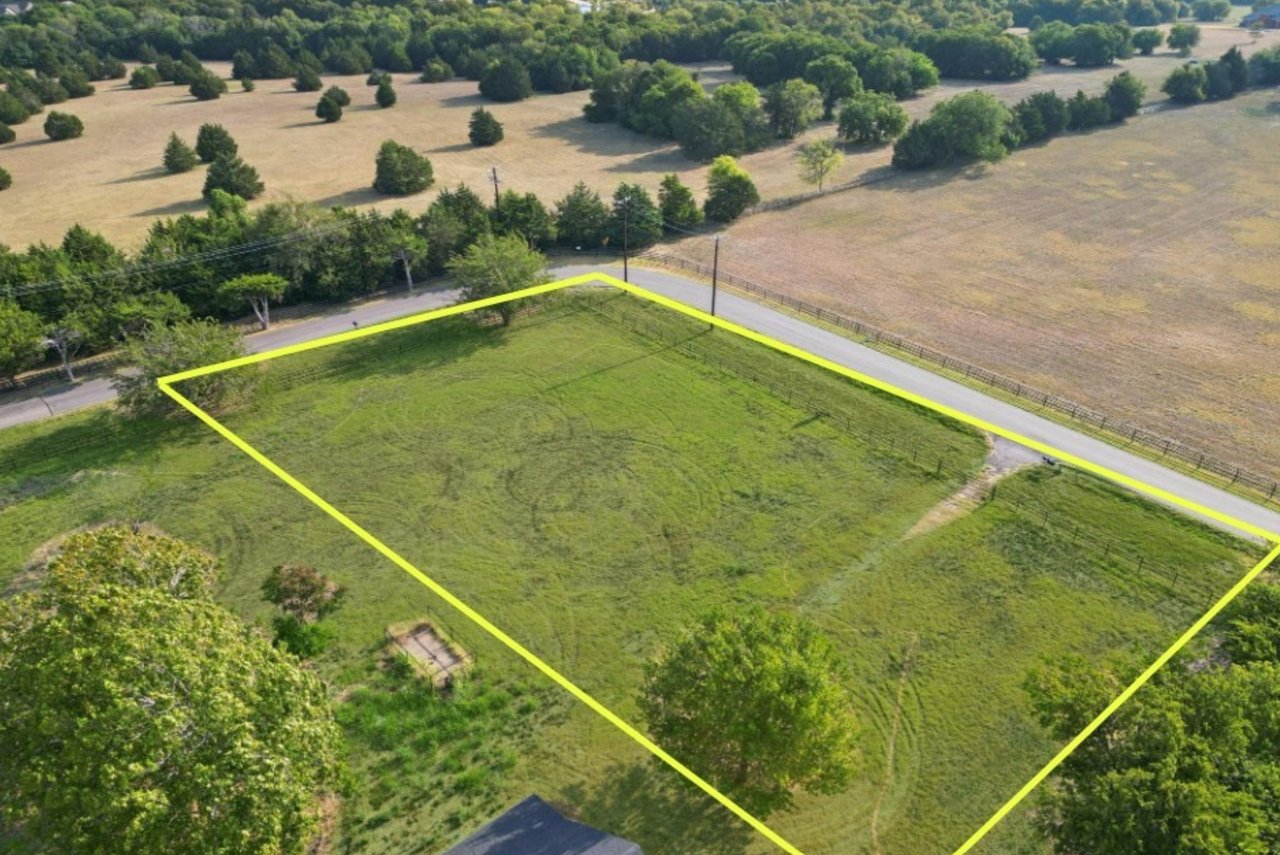 Our One Acre Listing at 691 Meandering Way in Fairview Has Just Sold