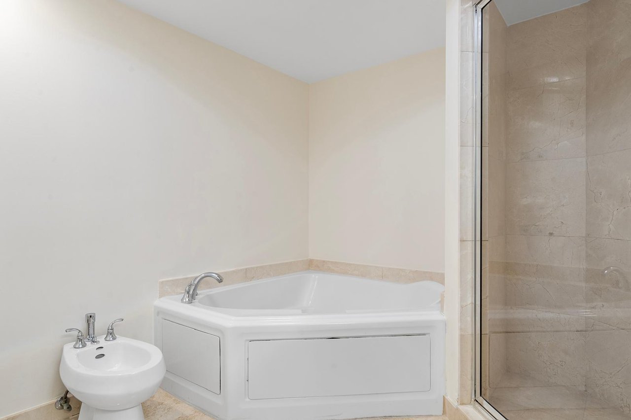 King David Short-Term Rental | Prime Location